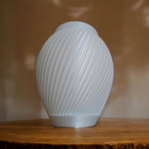 Wazon „Versa” – Równowaga Formy i Charakteru